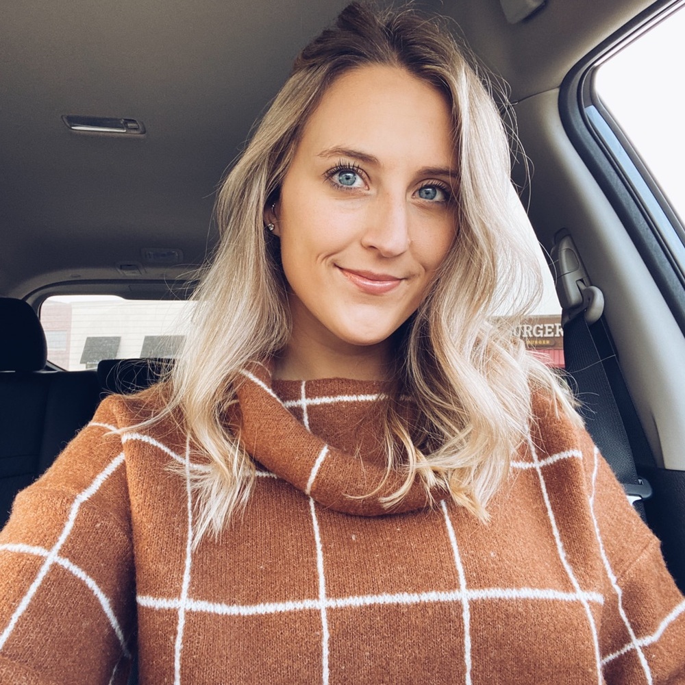 Meet your Posher, Courtney